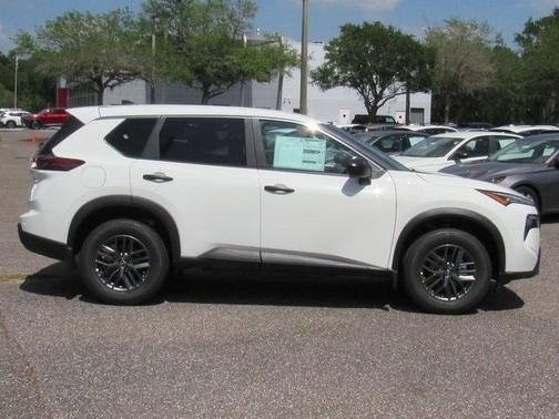 2025 Nissan Rogue S