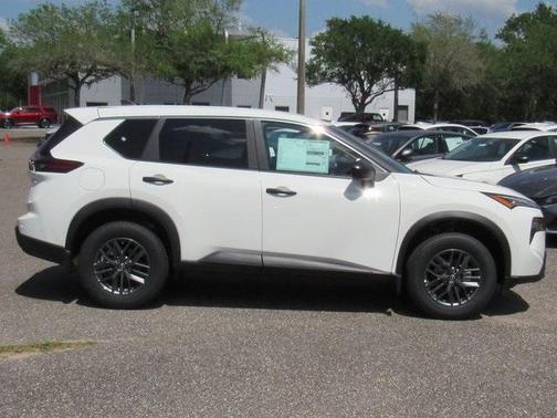 2025 Nissan Rogue S