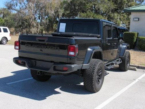 2024 Jeep Gladiator Sport