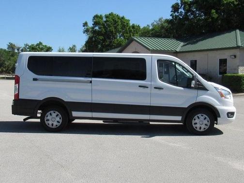 2022 Ford Transit-350 XLT