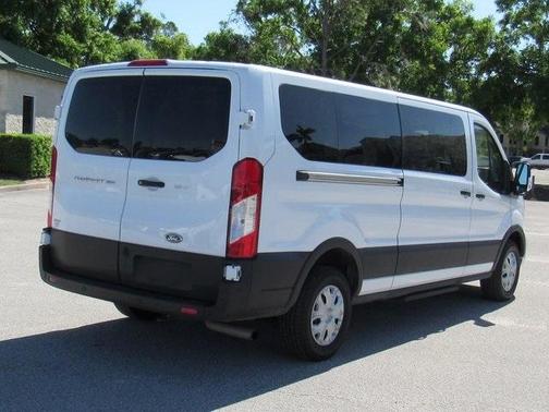 2022 Ford Transit-350 XLT