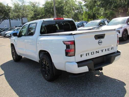 Glacier White 2026 Nissan Frontier SV