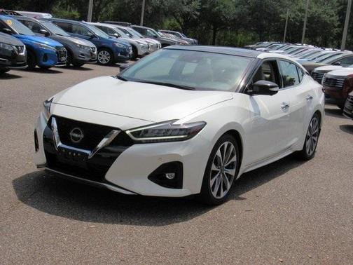 2023 Nissan Maxima Platinum
