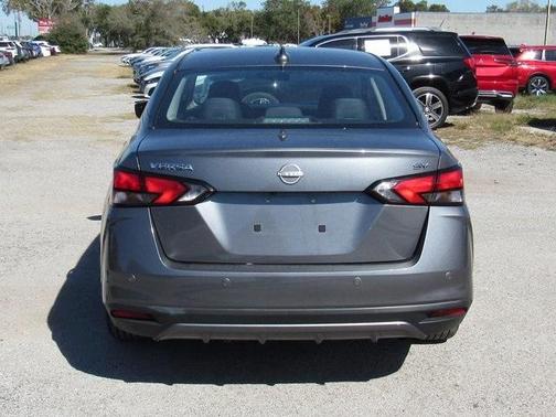 2023 Nissan Versa 1.6 SV