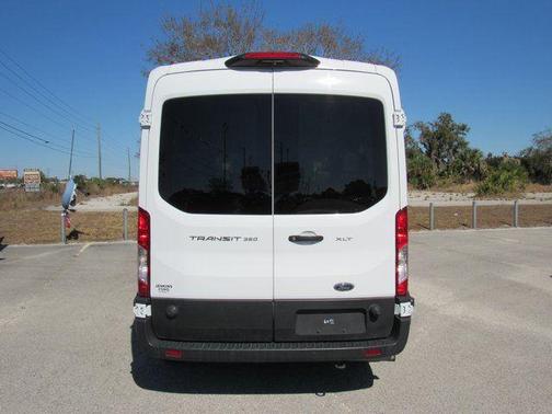 2024 Ford Transit-350 XLT