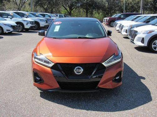 2021 Nissan Maxima SR