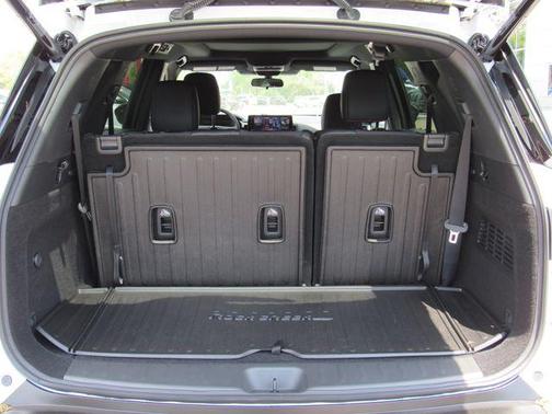 Everest White P 2026 Nissan Pathfinder Rock Creek