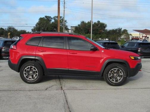 2019 Jeep Cherokee Trailhawk