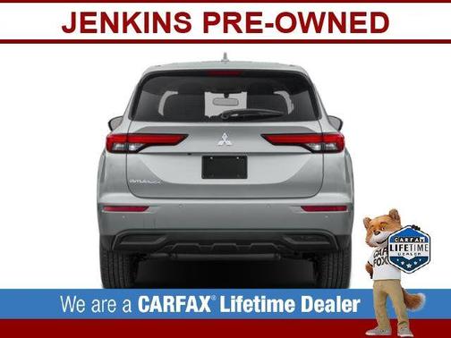 2022 Mitsubishi Outlander ES