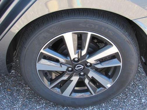 Gun Metallic 2025 Nissan Versa S