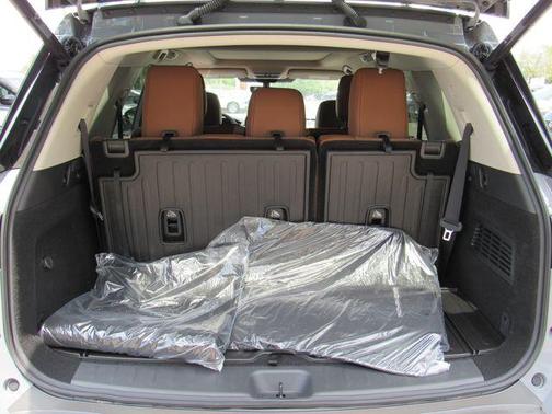 Boulder Gray Metallic 2026 Nissan Pathfinder Platinum