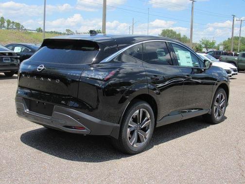 Black 2026 Nissan Murano SL