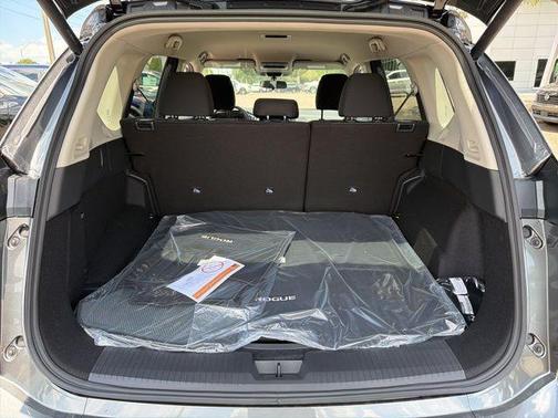 Gun Metallic 2026 Nissan Rogue SV