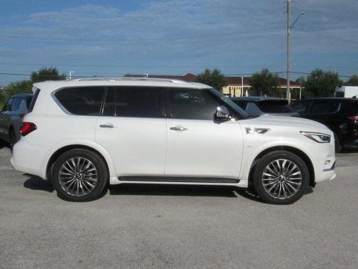 2019 INFINITI QX80 Luxe