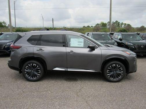 Gun Metallic 2026 Nissan Rogue Platinum