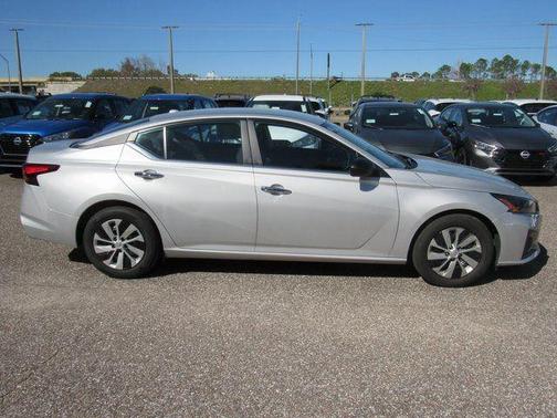 2025 Nissan Altima S