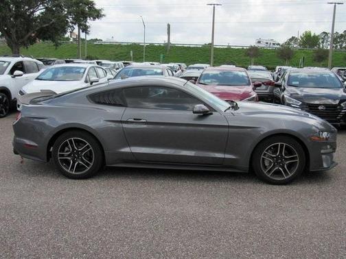 2021 Ford Mustang EcoBoost