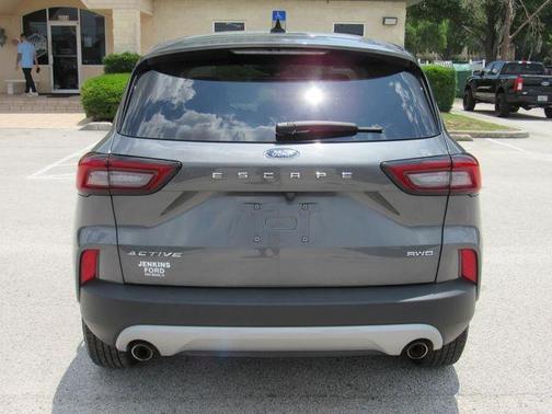 Gray Metallic 2024 Ford Escape Active