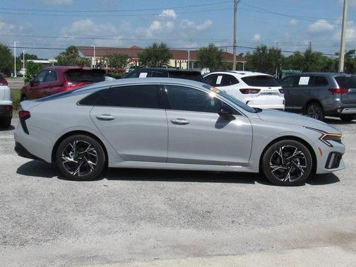 2025 Kia K5 GT-Line
