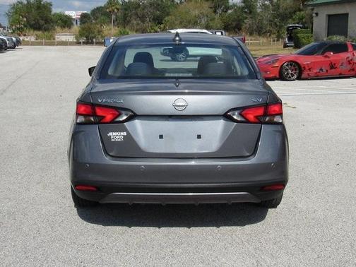 2023 Nissan Versa 1.6 SV