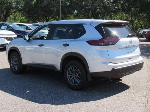 2025 Nissan Rogue S