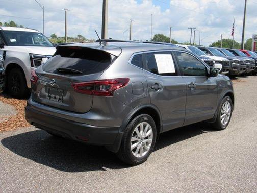 Gun Metallic 2022 Nissan Rogue Sport S