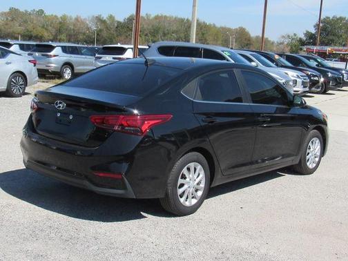 2022 Hyundai Accent SEL