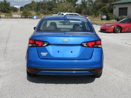 2023 Nissan Versa 1.6 SV