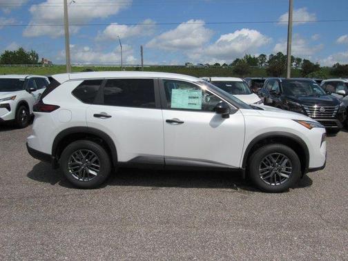 2025 Nissan Rogue S