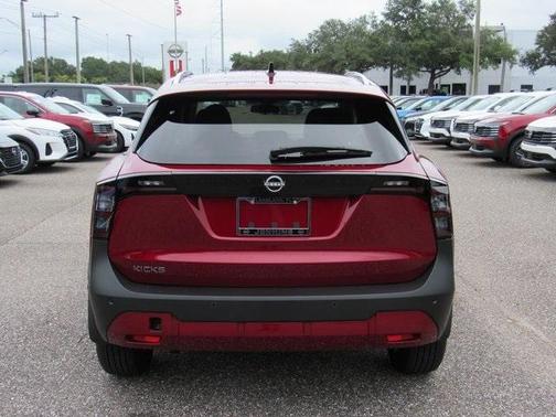 2026 Nissan Kicks SV