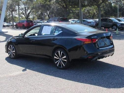 2021 Nissan Altima 2.5 SR