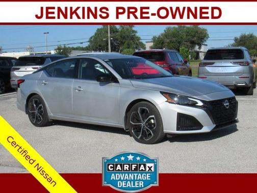 Brilliant Silver Metallic 2023 Nissan Altima 2.5 SR