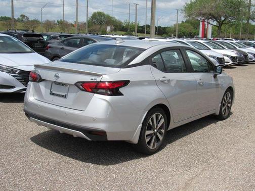 2020 Nissan Versa 1.6 SR