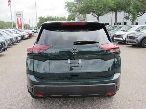 Obsidian Green 2026 Nissan Rogue Dark Armor