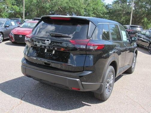 2025 Nissan Rogue S