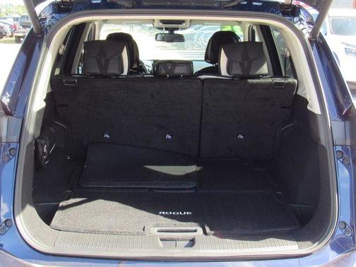 Deep Ocean Blue 2025 Nissan Rogue SL