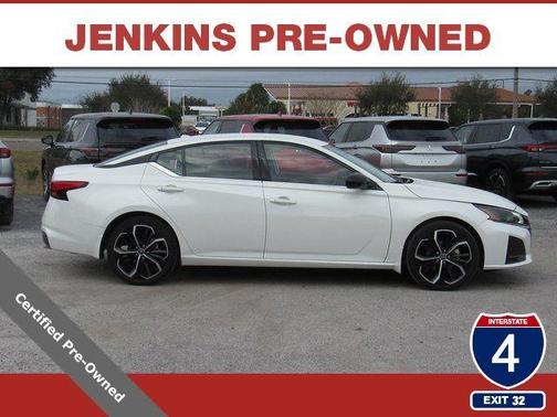 2023 Nissan Altima 2.5 SR