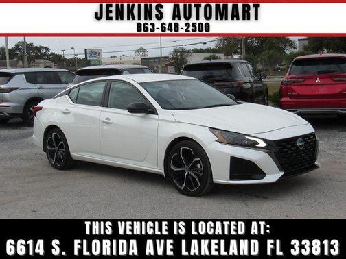 White 2023 Nissan Altima 2.5 SR