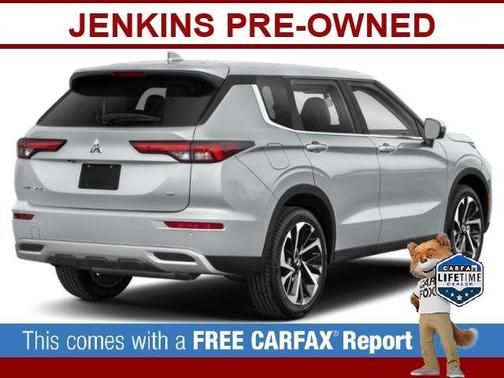 2023 Mitsubishi Outlander SE