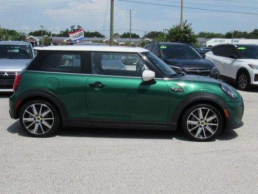 2022 MINI SE Hardtop Cooper