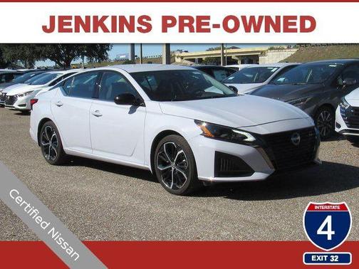 2025 Nissan Altima SR