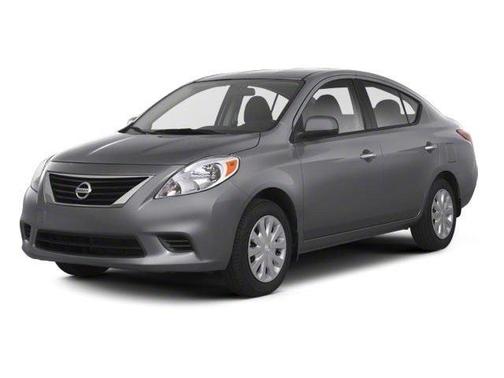 2013 Nissan Versa 1.6 SV
