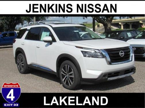 2025 Nissan Pathfinder Platinum
