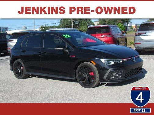 Deep Black Pearl Effect 2022 Volkswagen Golf GTI 2.0T SE