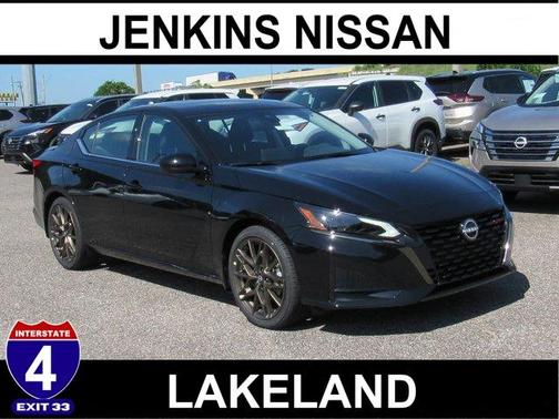 2025 Nissan Altima SR