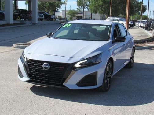Gray Sky Pearl 2024 Nissan Altima 2.5 SR