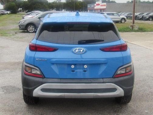 2022 Hyundai KONA SE