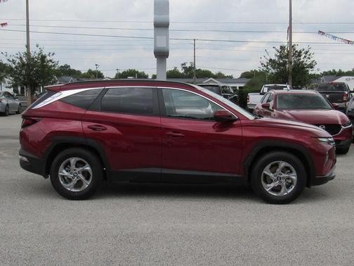 Red 2024 Hyundai TUCSON SEL