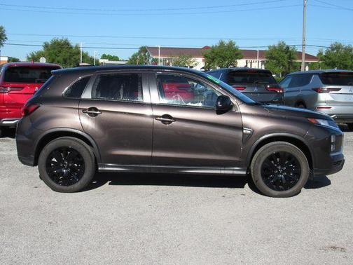 2025 Mitsubishi Outlander Sport 2.0 LE