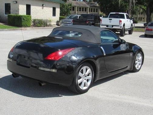 2005 Nissan 350Z Touring